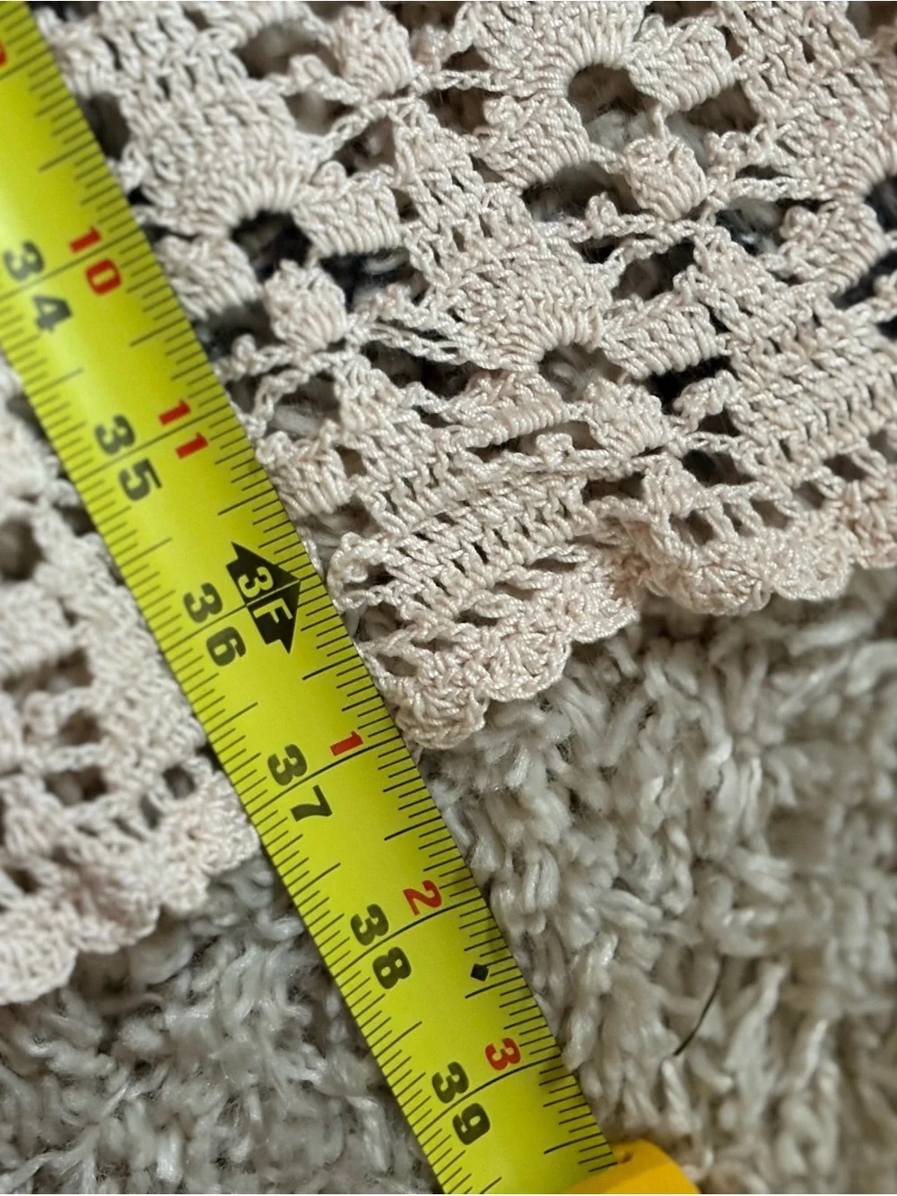 VTG handmade crochet lace table runner features a intricate squared pattern